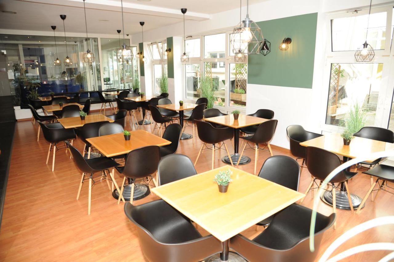 hogh Hotel Heilbronn Buitenkant foto